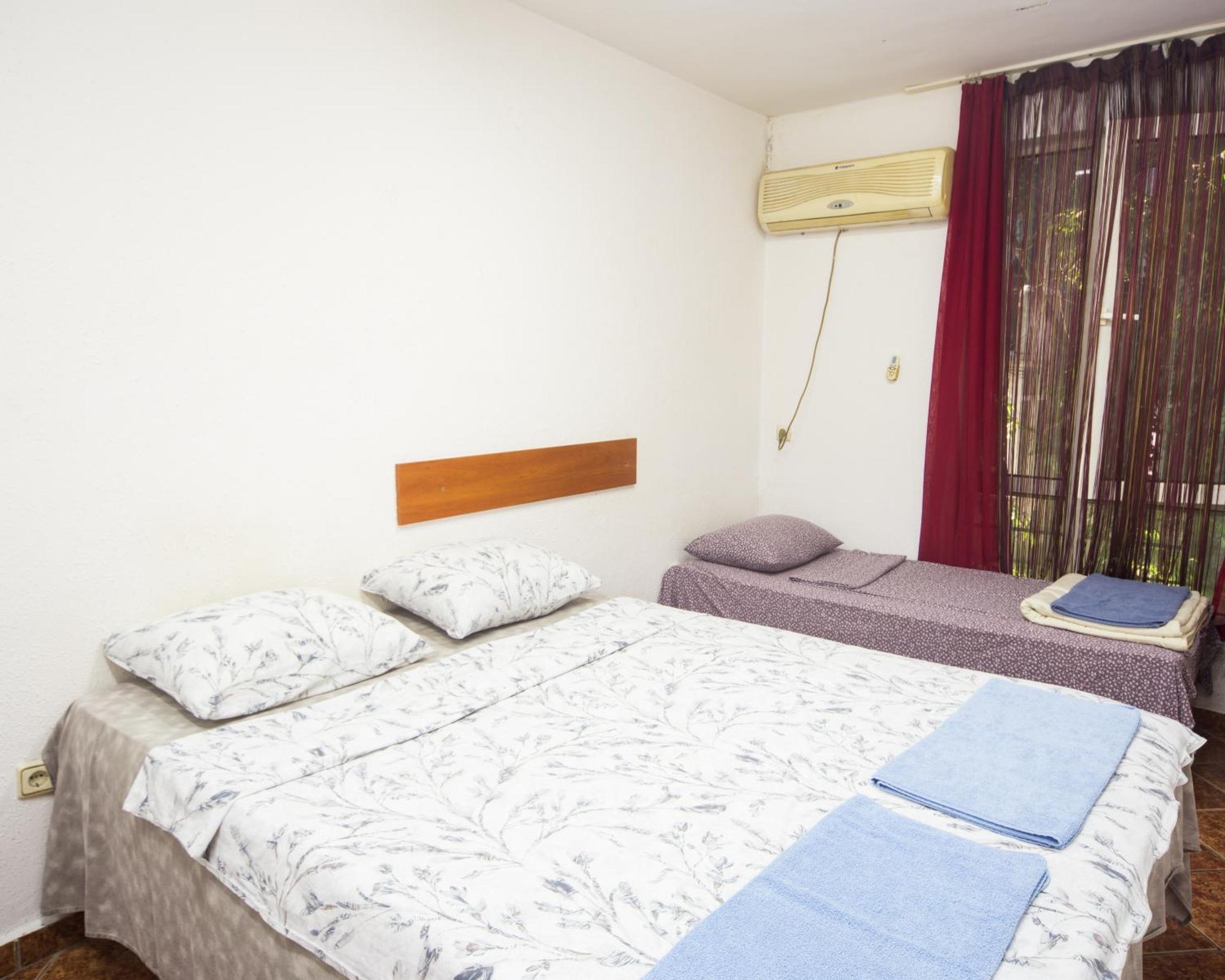 Apartament Center - Basic Flat - 10 Min To The Beach Burgas Zewnętrze zdjęcie